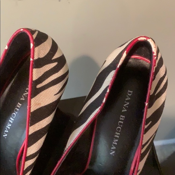 Dana Buchman heels - Picture 3 of 7